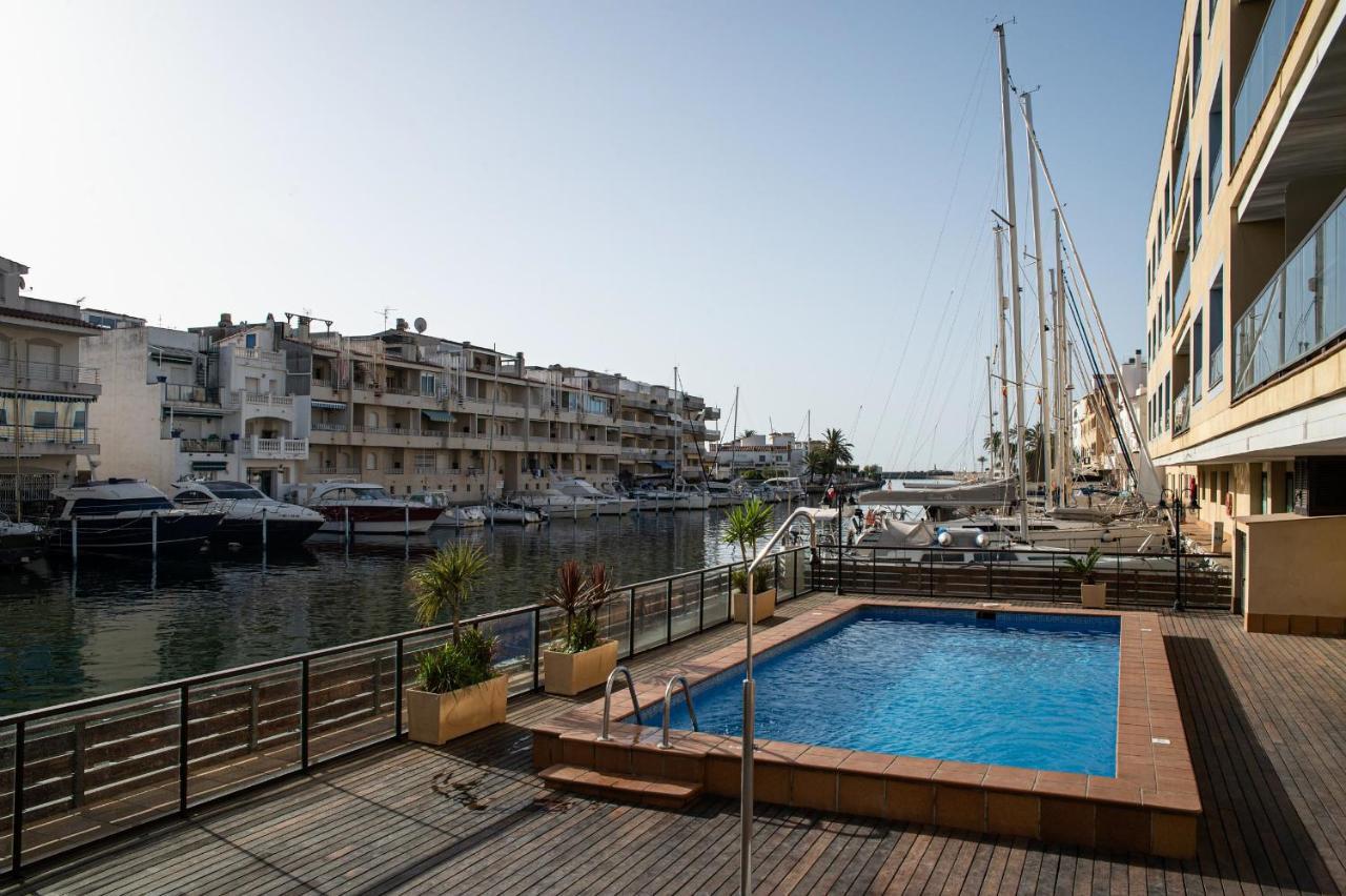 Pierre&Vacances Empuriabrava Marina Exterior foto