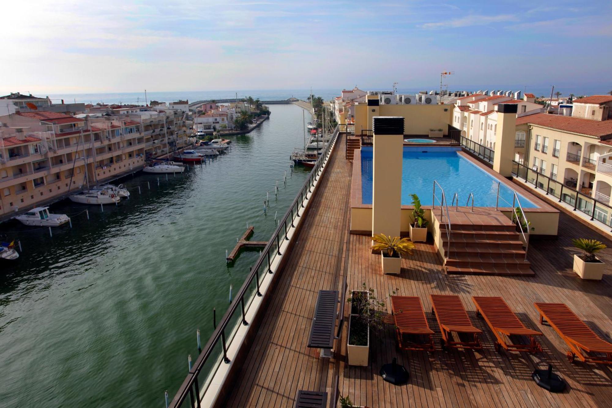 Pierre&Vacances Empuriabrava Marina Exterior foto